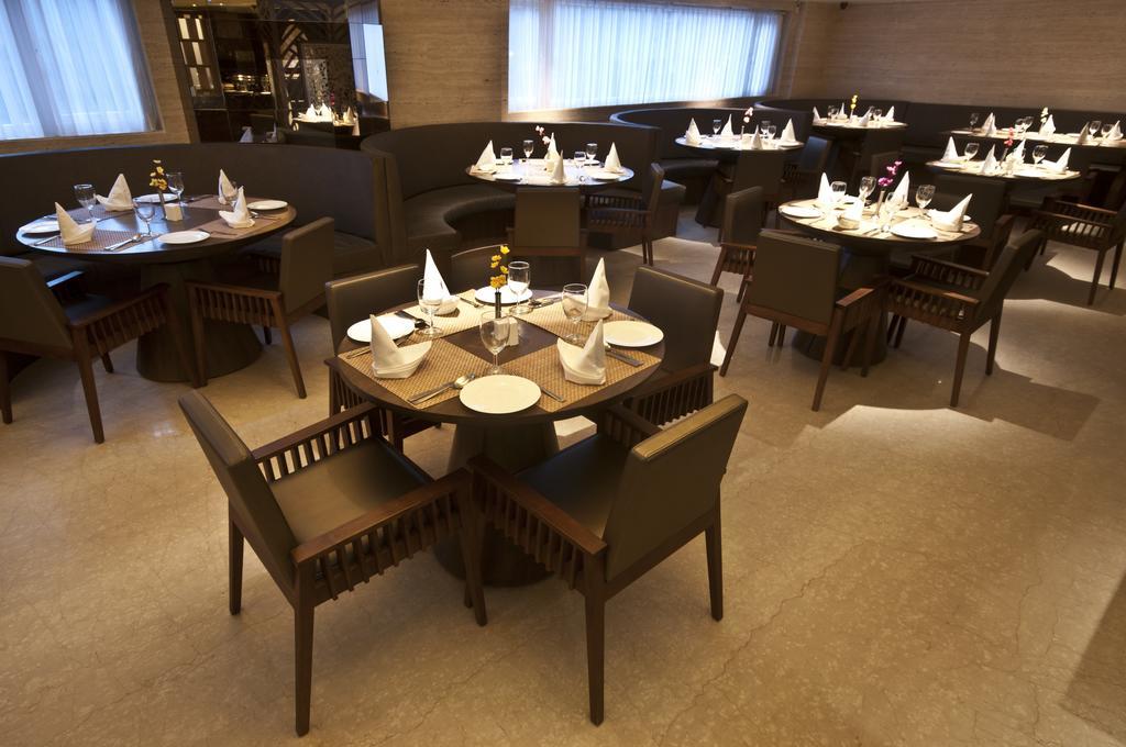 Monotel Kolkata Luaran gambar