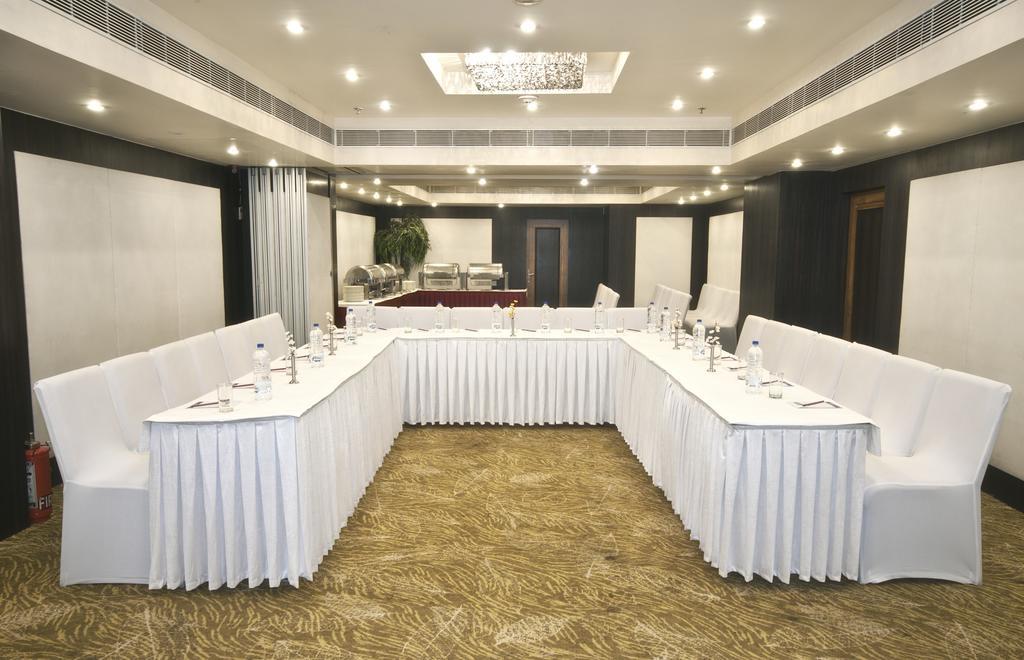 Monotel Kolkata Luaran gambar